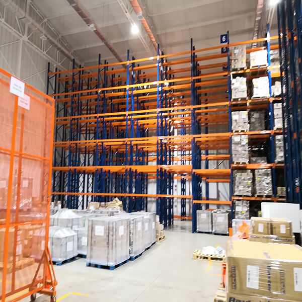 Estantería metálica